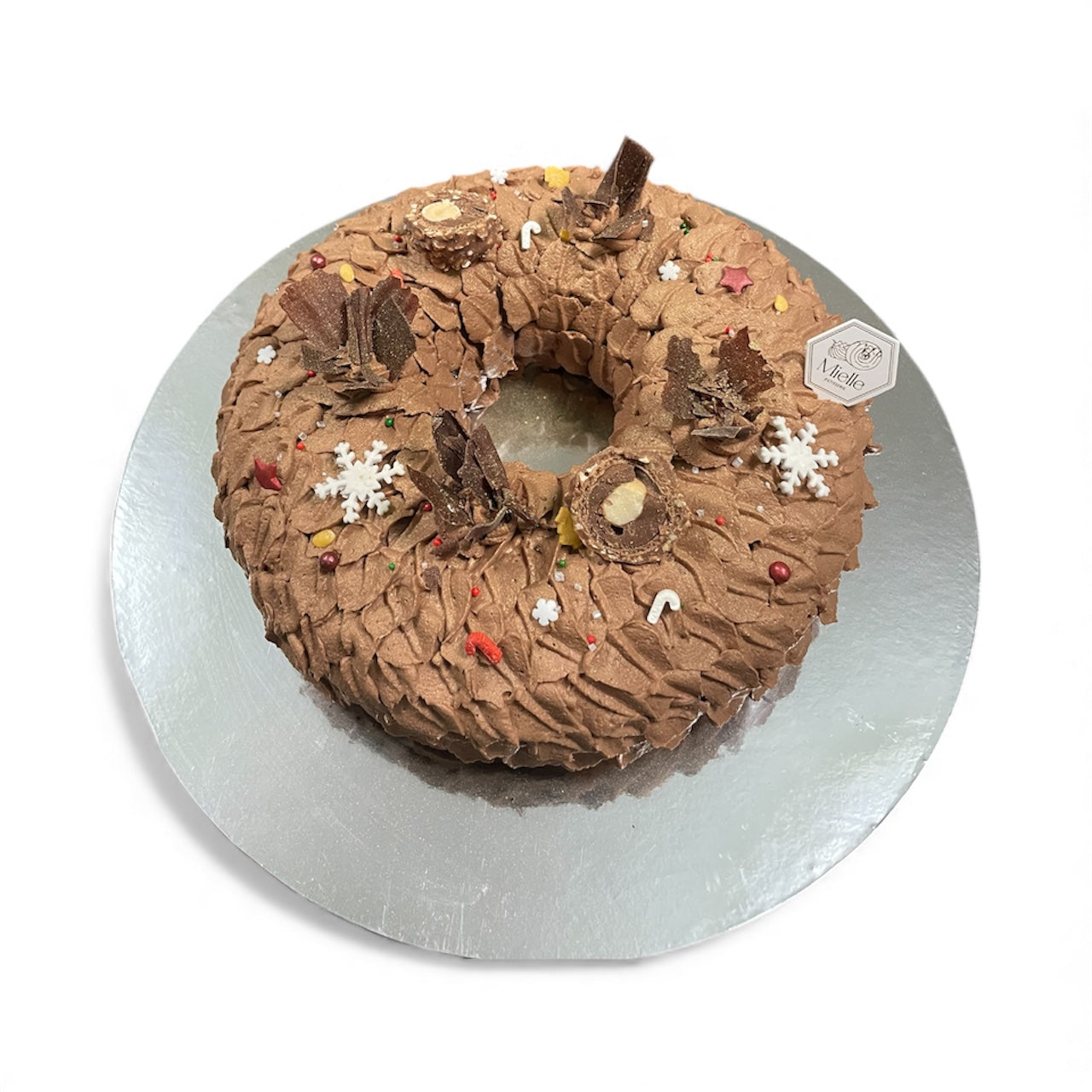 Christmas wreath chocolate cake