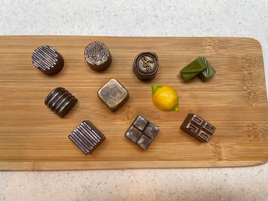 16 Signature Chocolate Selection