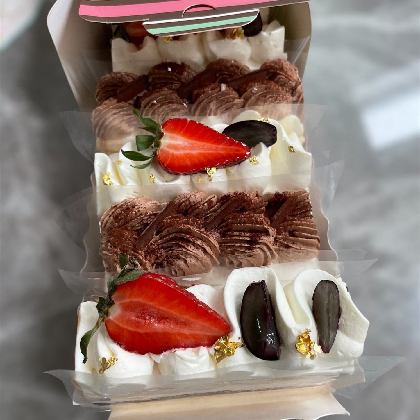 2- Mixed Cakes Party Collection