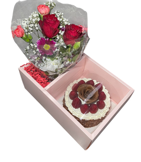 Flower & Cake Gift Set
