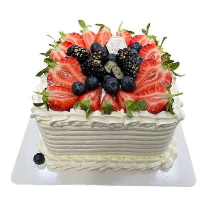 Mixed Berry Square ￼Cake