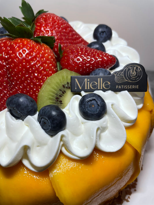 Fresh Mango Cake