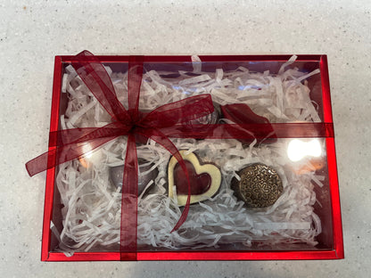 6 Signature Heart Lip Chocolates Gift Set