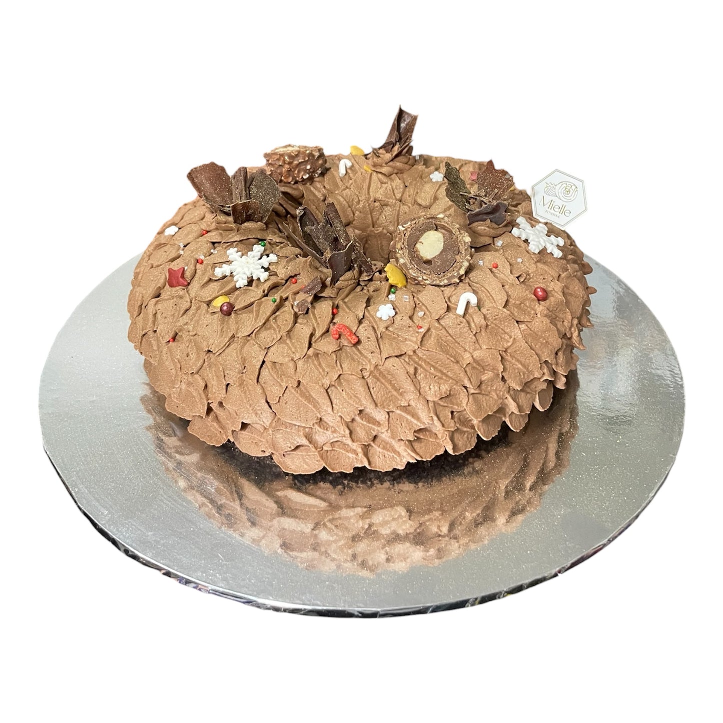 Christmas wreath chocolate cake