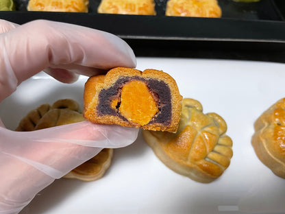 4 Red Bean Paste Mooncake in Gift Box