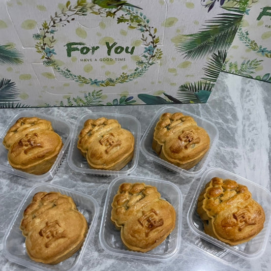 4 Mixed Nuts Mooncakes Gift Box