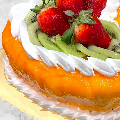 Fresh Mango Heart Cake