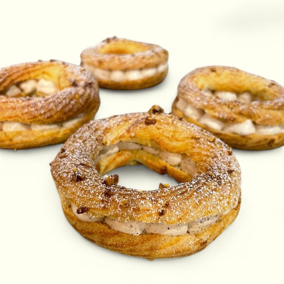 Paris Brest /wheel Choux