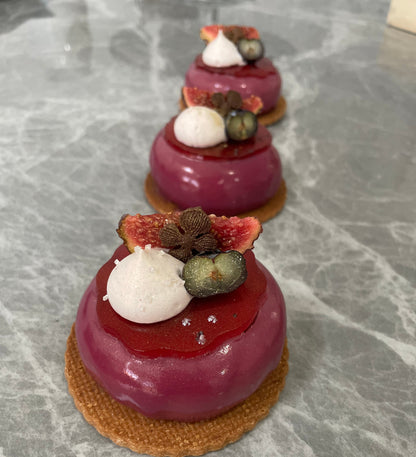 Mix Berries mousse Cake