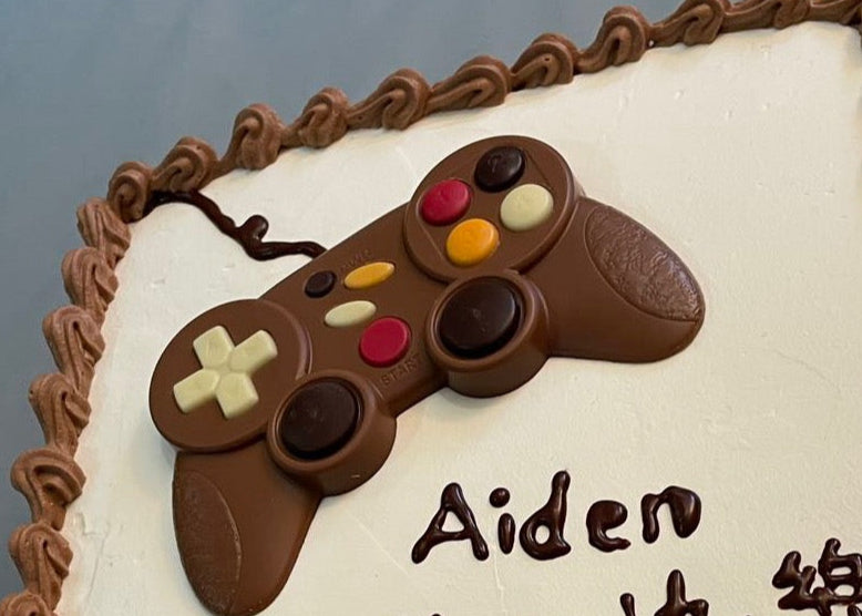 Gamers Dream Cream Cake