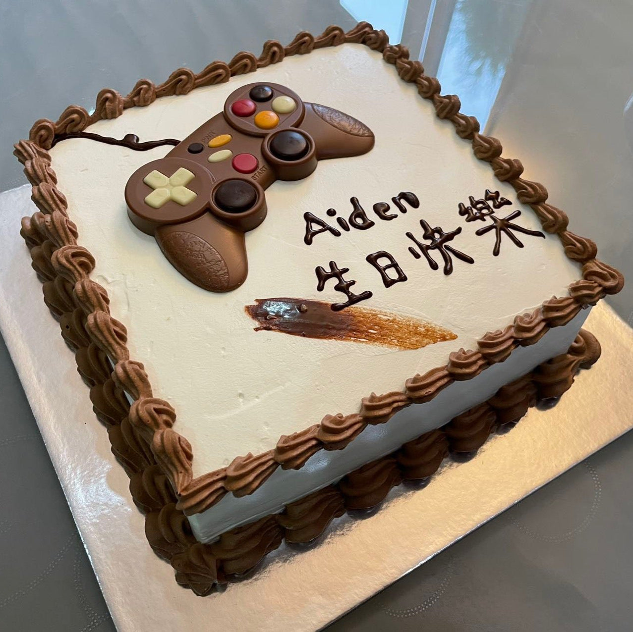 Gamers Dream Cream Cake